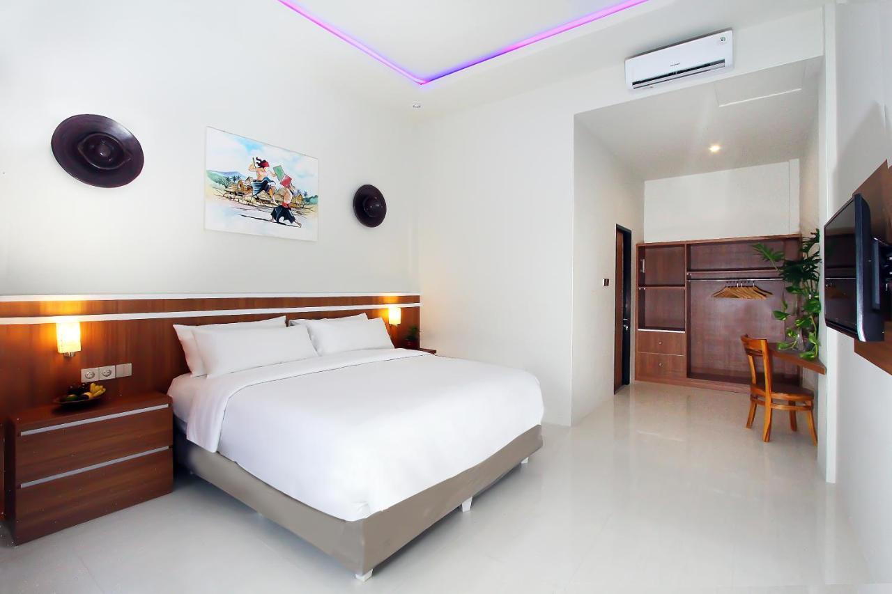 The Jumbo Homestay Kuta  Екстериор снимка